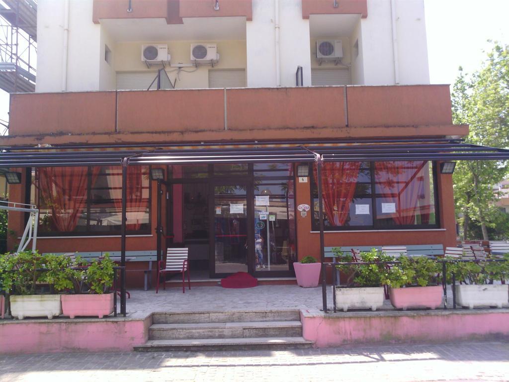 Hotel Rosa リミニ エクステリア 写真