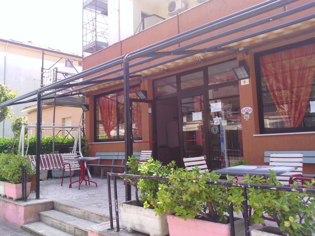 Hotel Rosa リミニ エクステリア 写真